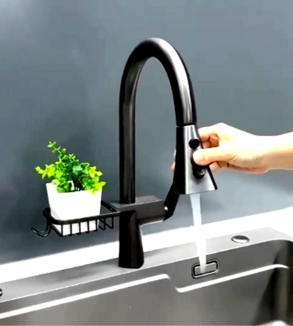 نمای کلی نصب شیر هوادیو در آشپزخانه سفید مدرن