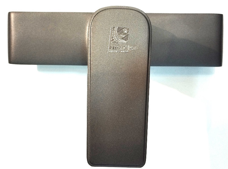 طراحی ارگونومیک دسته شیر سرد و گرم هوادیائو