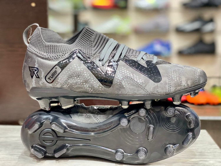 زیره مقاوم و ضدلغزش کفش اسپرت تورف مخصوص سطوح مختلف