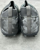 نمای جانبی کفش ورزشی مردانه تورف 2403 مناسب باشگاه و دویدن