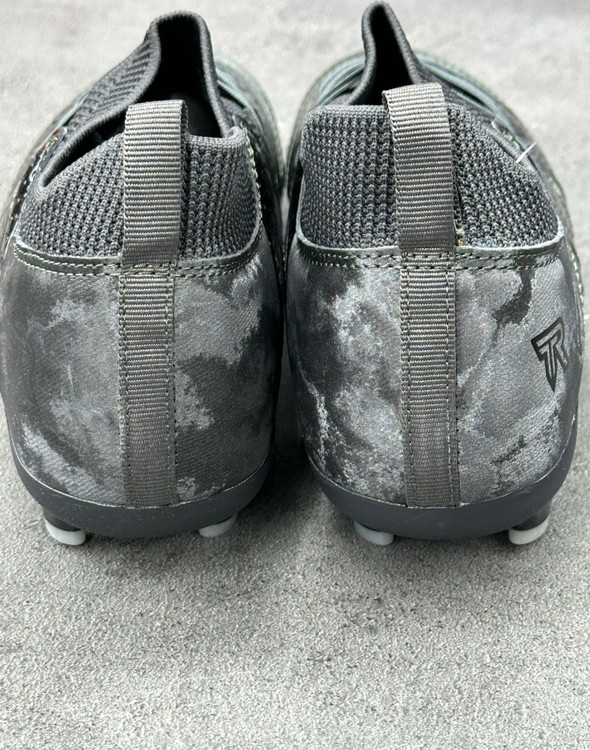 نمای جانبی کفش ورزشی مردانه تورف 2403 مناسب باشگاه و دویدن