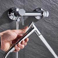 نصب کامل پک دوش و شیر توالت در حمام مدرن