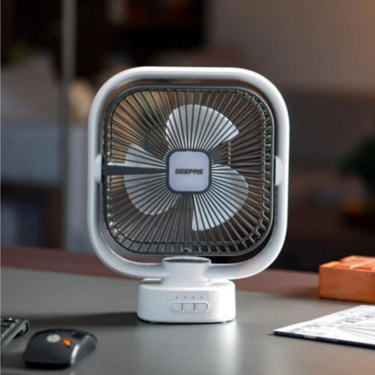 ترکیب رنگ سفید/مشکی محصول