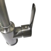 نمای نزدیک پاشش چند حالته شیر شاوری HuaDiao 407