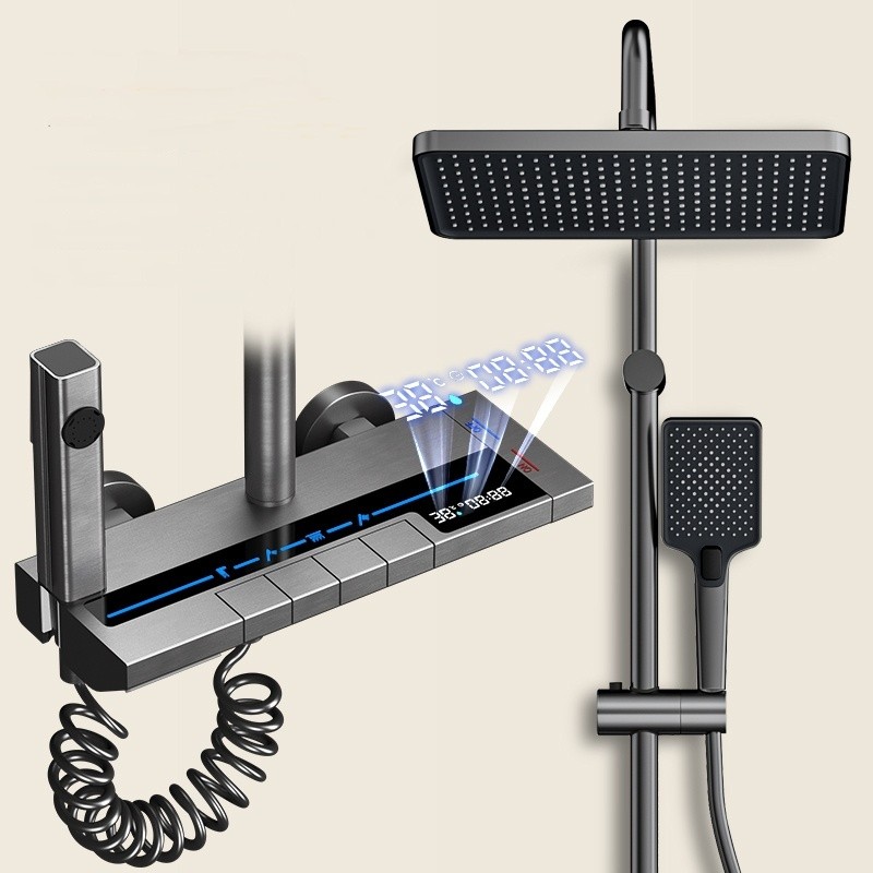 دوش حمام هوشمند SAN MARINO C4119 از نمای نزدیک با نمایشگر لمسی.