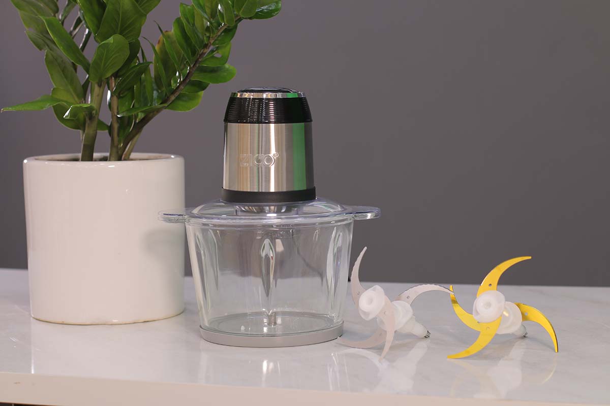 خردکن ZC-7026 زیکو با طراحی جمعوجور روی کابینت آشپزخانه