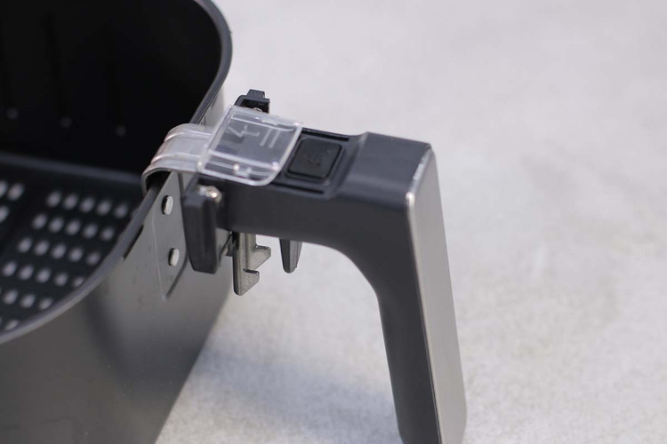 نمای داخلی سرخ کن بدون روغن زیکو مدل ZC-9065