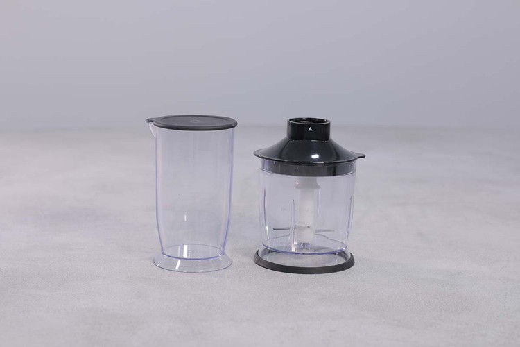 گوشتکوب برقی ZICO ZC-7061 در حال مخلوط کردن سبزیجات